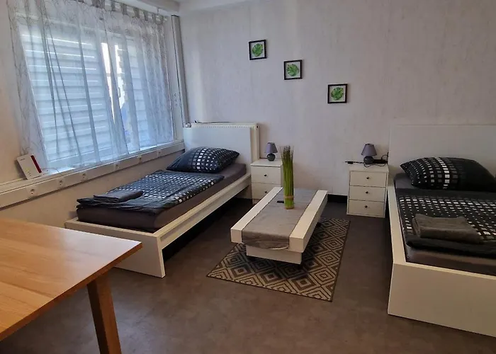 Hanau Frankfurt Monteurwohnung *